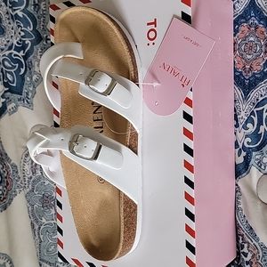 NWT and Box White St. Germain FitValen size 9